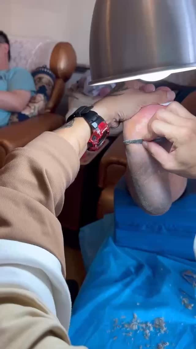 j7210603 게시물 이미지: 37秒一鏡到底
真實修腳皮示範影片
有相同困擾的趕快來千勝家

🏠千勝家平價足體養身館-文賢館...