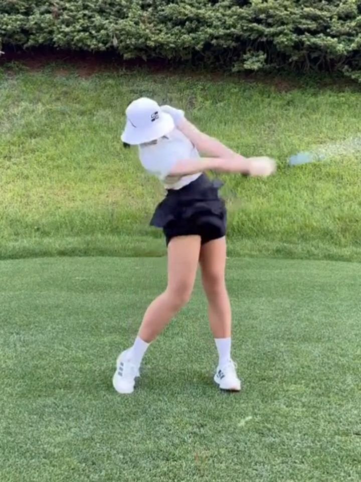j82golf 게시물 이미지: 골프스윙 golf #golfswing 골프 #골프레슨 #j82golf #제이82...