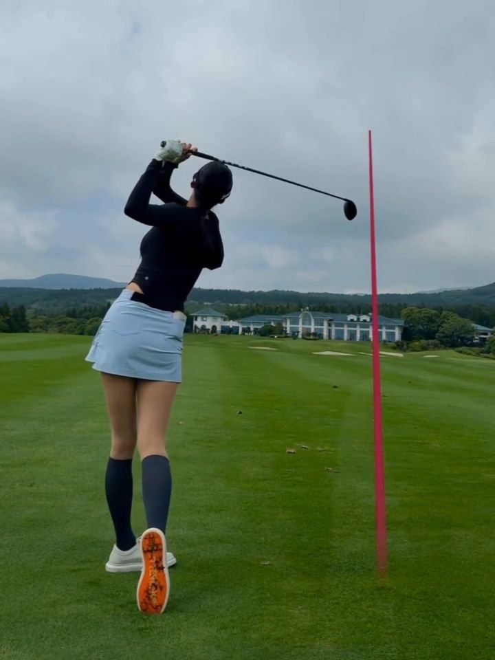 j82golf 게시물 이미지: 골프스윙 golf #golfswing 골프 #골프레슨 #j82golf #제이82...