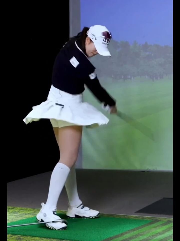 j82golf 게시물 이미지: 골프스윙 golf #golfswing 골프 #골프레슨 #j82golf #제이82...