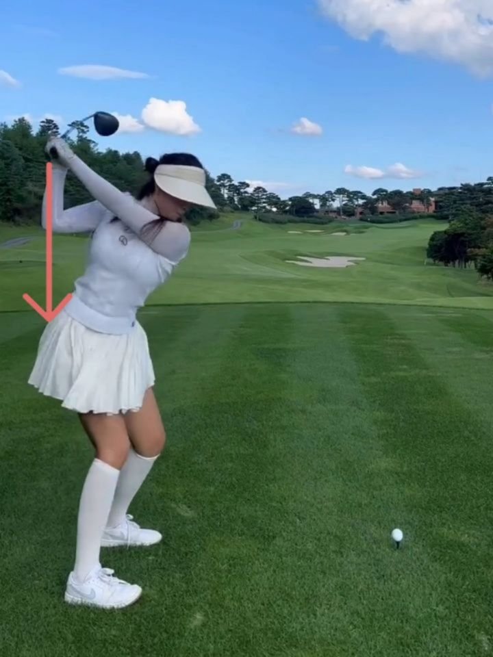 j82golf 게시물 이미지: 골프스윙 golf #golfswing 골프 #골프레슨 #j82golf #제이82...