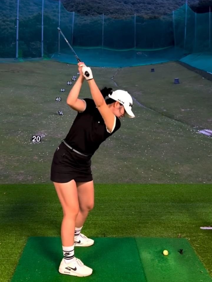 j82golf 게시물 이미지: 골프스윙 golf #golfswing 골프 #골프레슨 #j82golf #제이82...