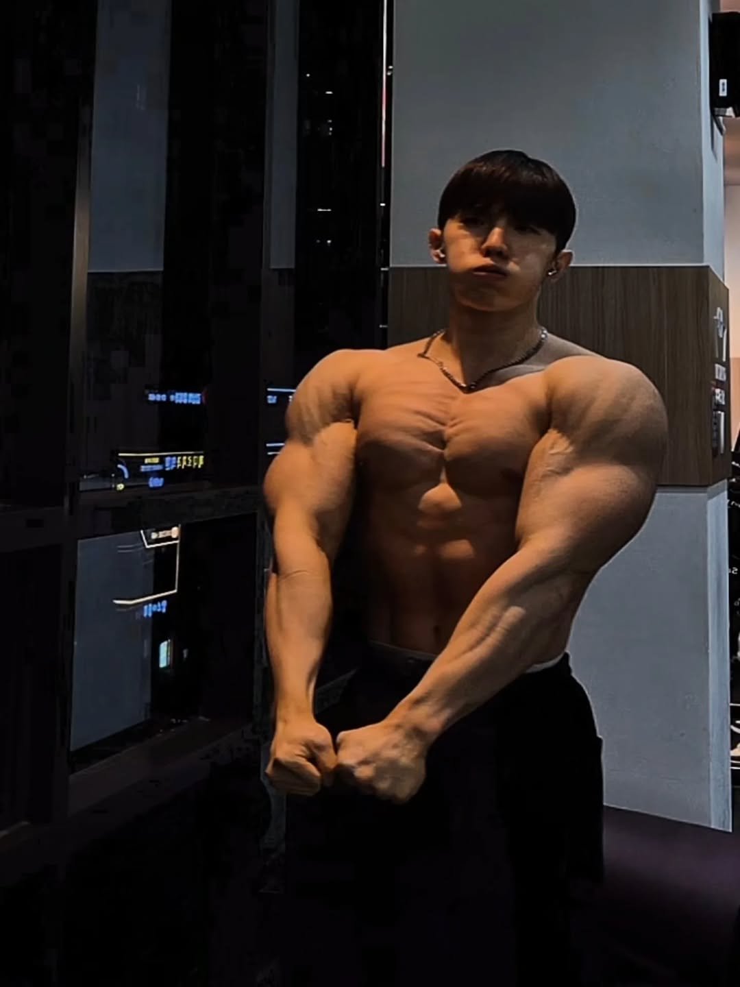 j_0_youngj 게시물 이미지: 다음 주 블랙크롬 부실 예정...