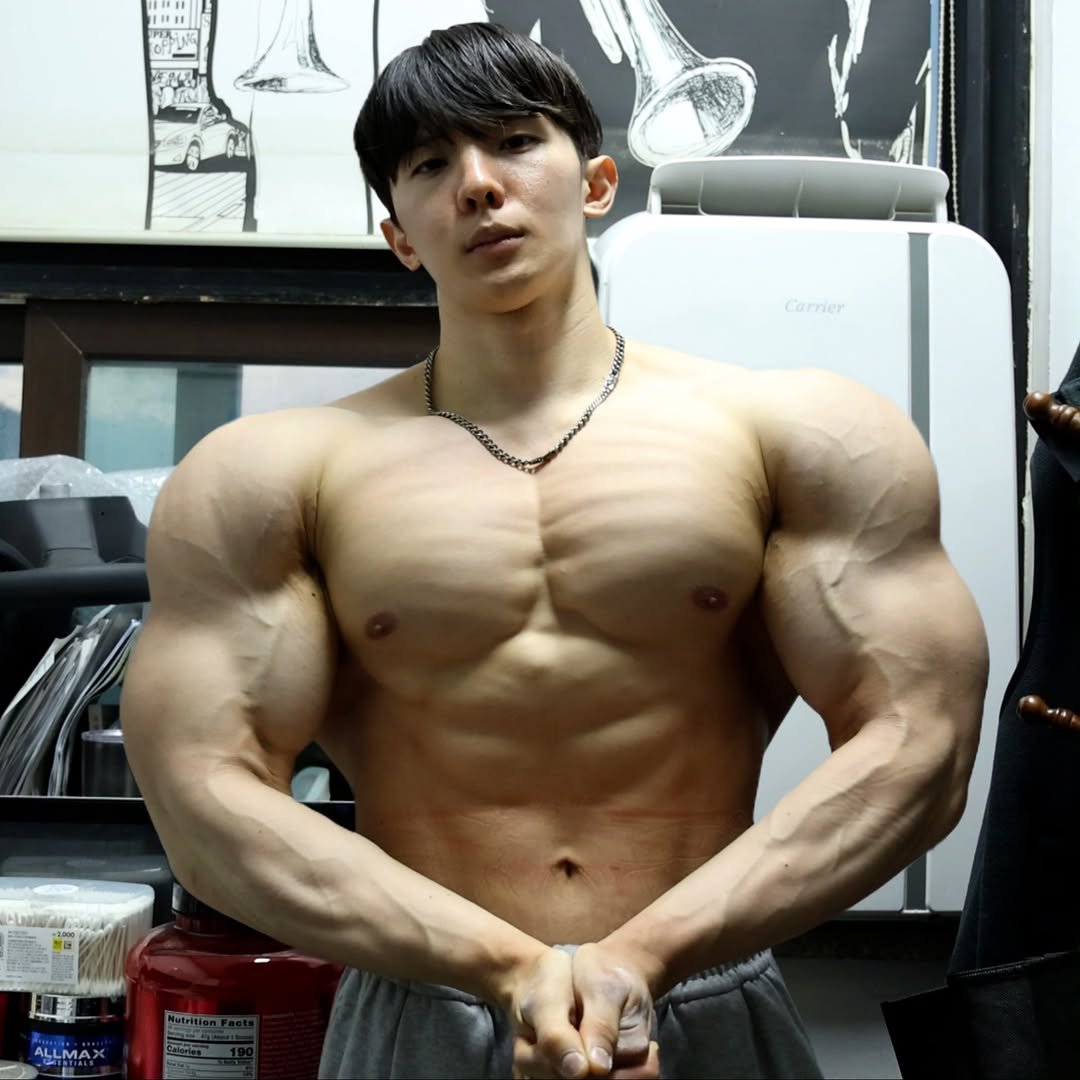j_0_youngj 게시물 이미지: ​소름 돋을 정도로 계획대로 잘  만드는 중
올해 목표: 동기부여를 받는 게 아닌...