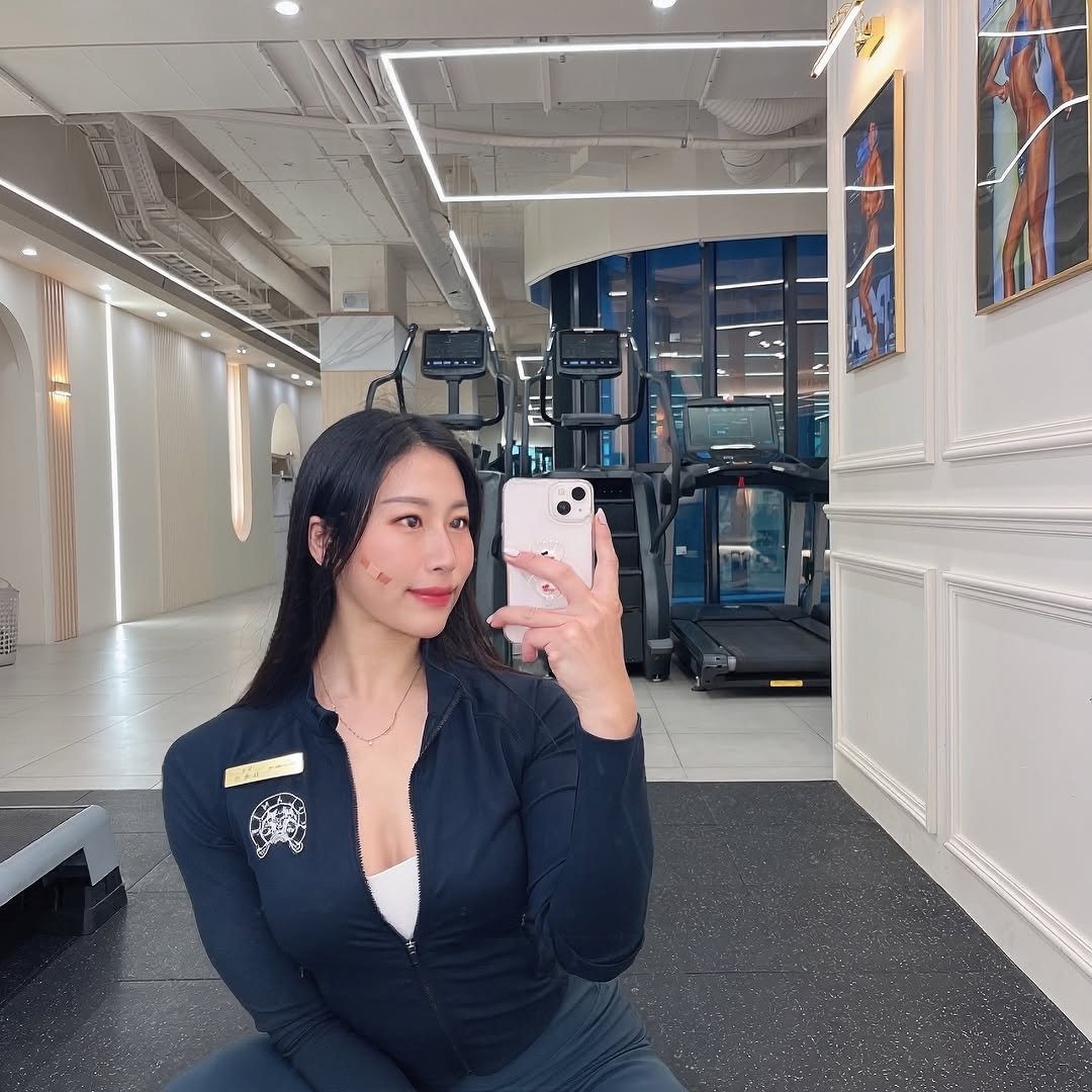 j_i_n_i_o 게시물 이미지: 👸금요일팅