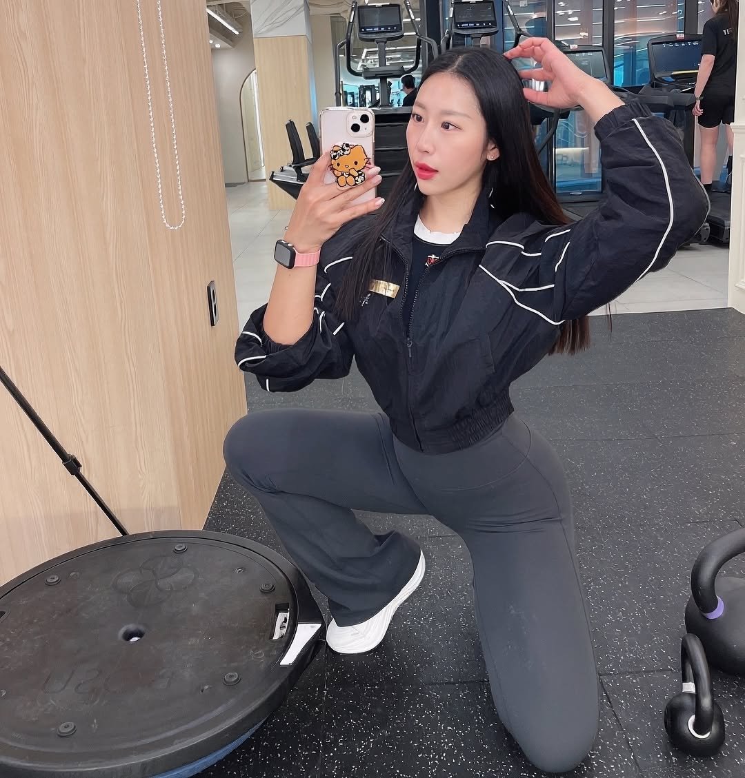 j_i_n_i_o 게시물 이미지: 🐰