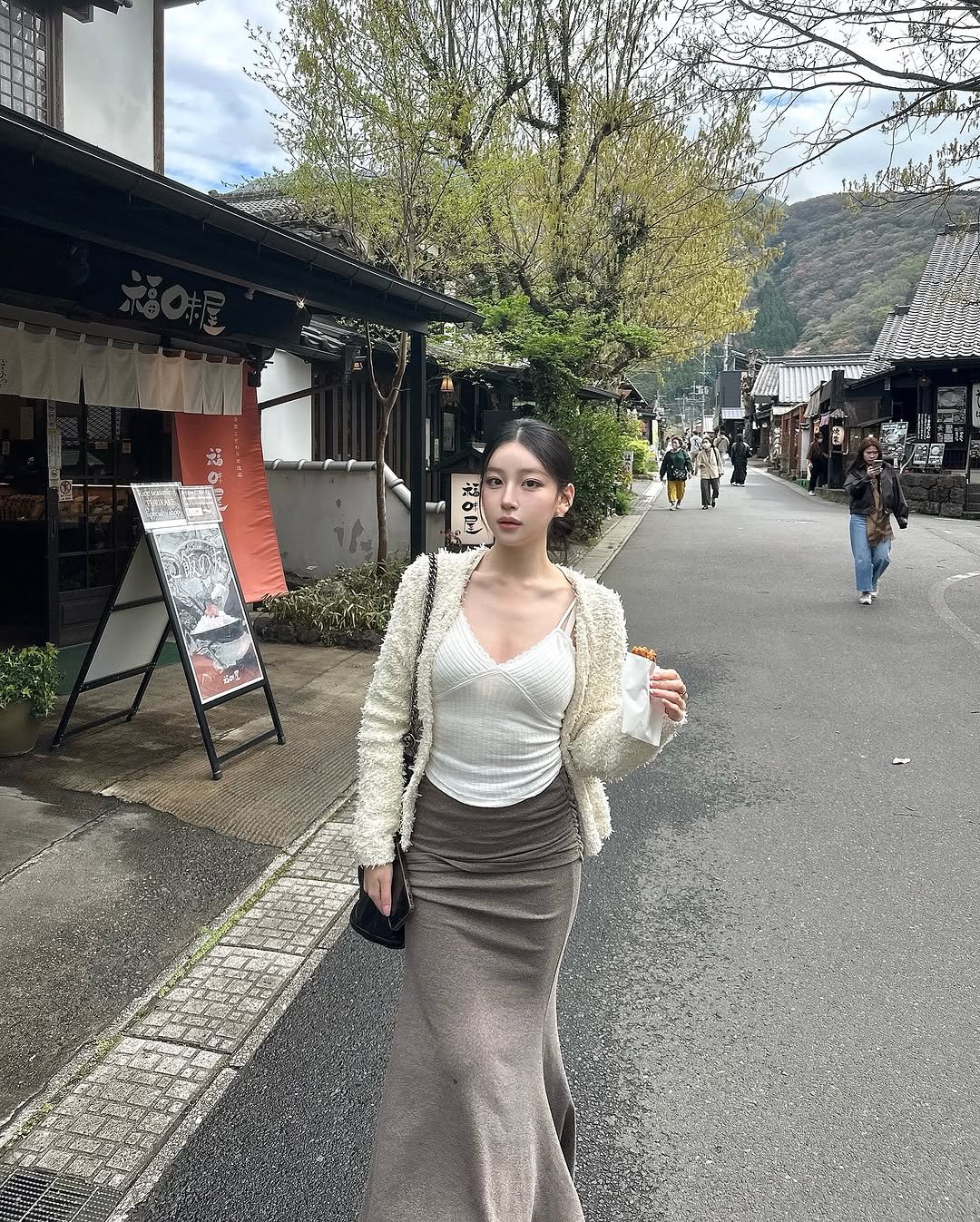 j_saeuni 게시물 이미지: 맑다가 흐리다가