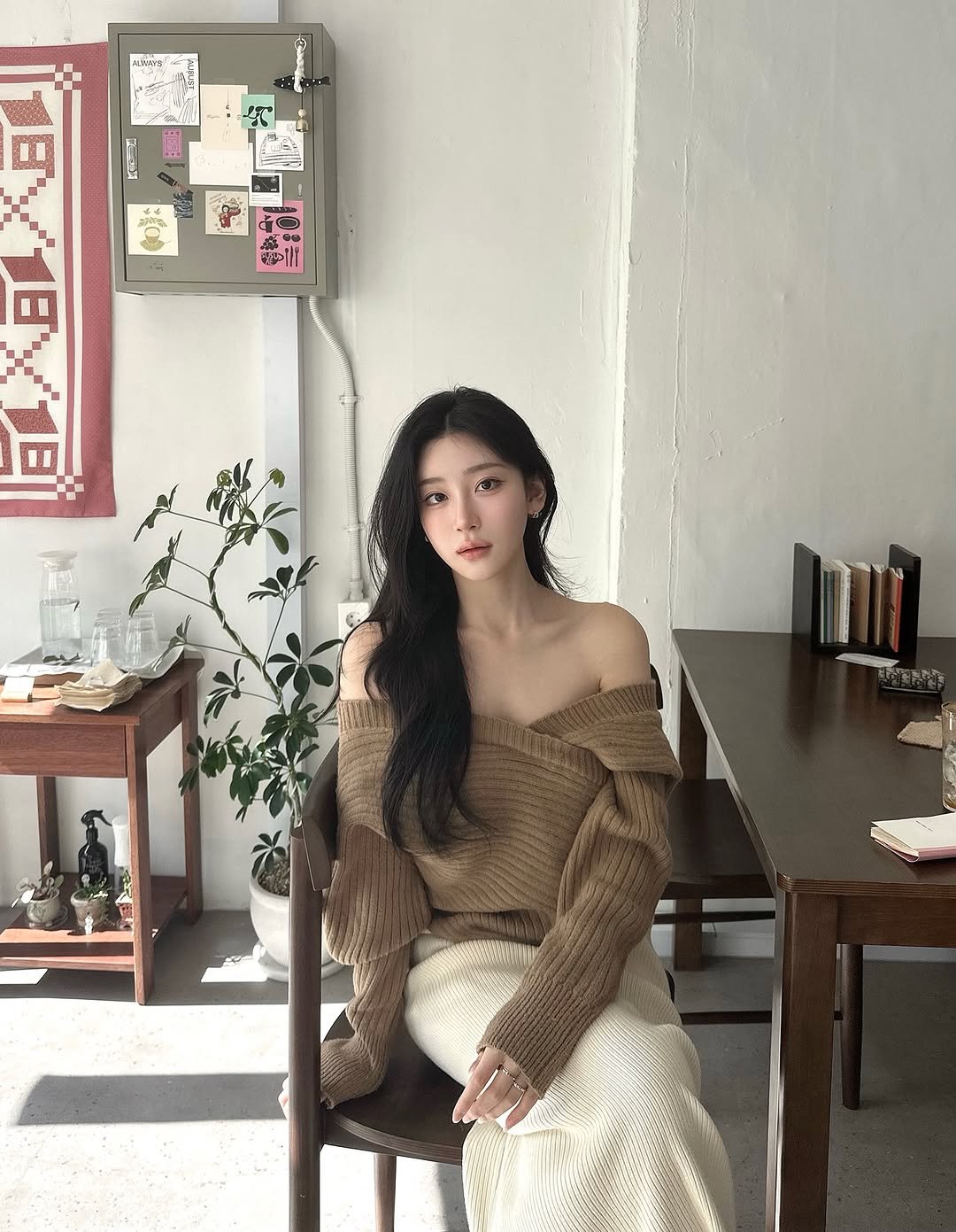 Photo by J on February 28, 2026. May be an image of one or more people, hair, turtleneck, knit and text.