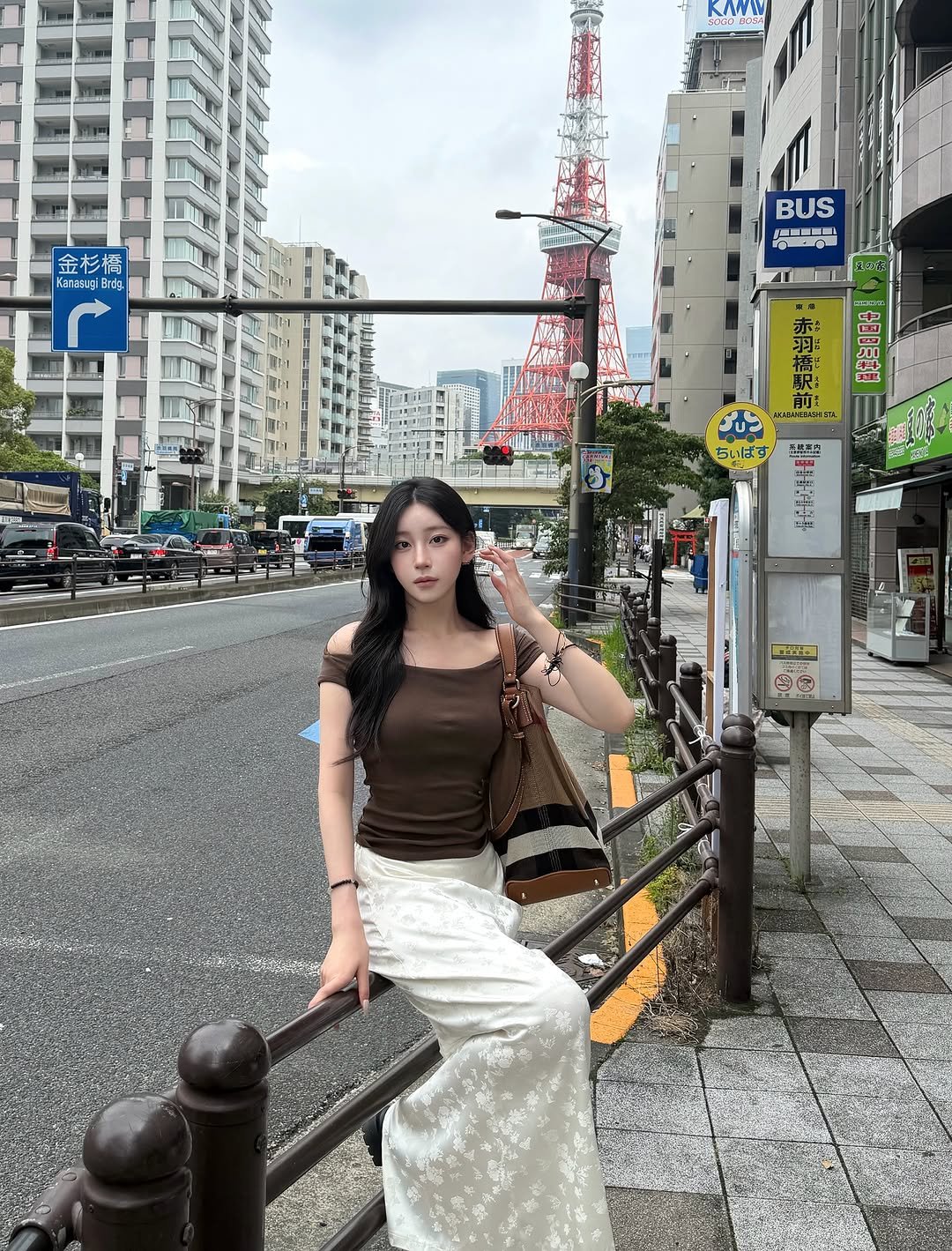 j_saeuni 게시물 이미지: 롯퐁🗼