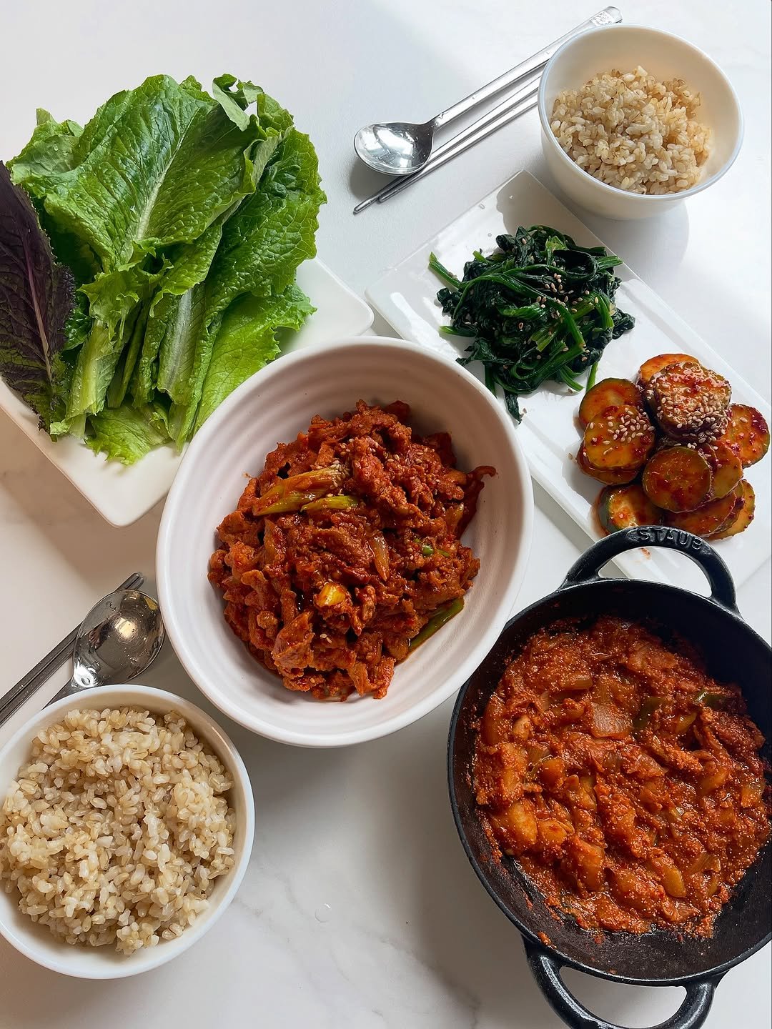 Photo by J의 오늘뭐먹지?! | 요리 • 간단레시피 • 쉬운 집밥 on April 18, 2026. May be an image of tofu, noodles, fried rice, seaweed, Perilla and text.