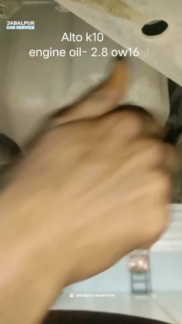 jabalpurcarservice 게시물 이미지: Alto K10 eng oil...