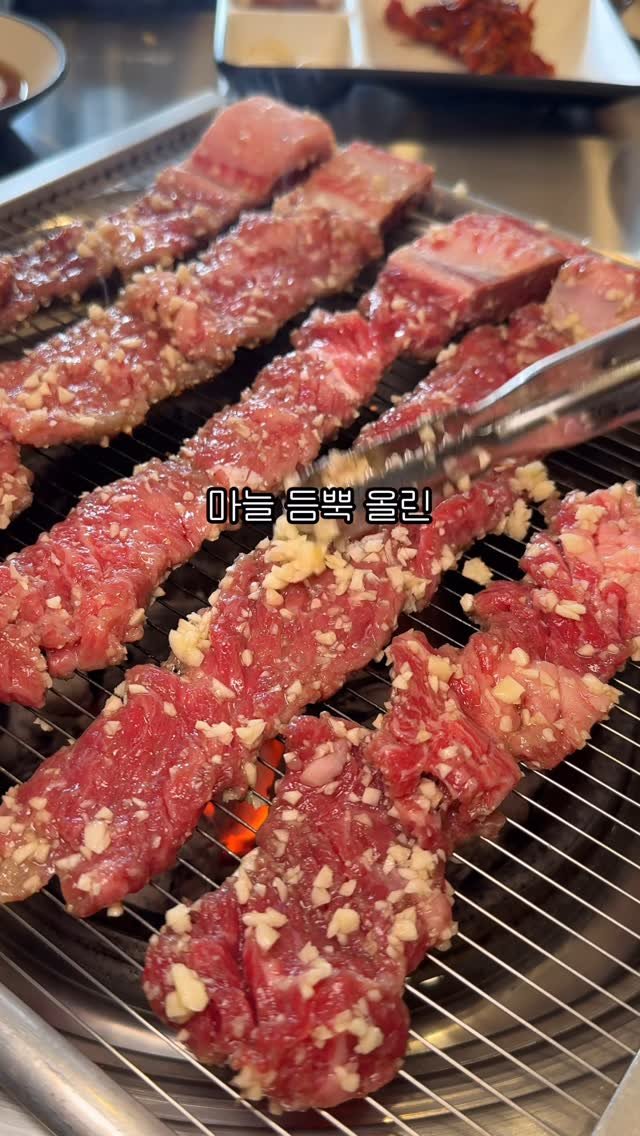 jack__foodie 게시물 이미지: 마늘 듬뿍 올린 안동갈비 맛집
#한우촌안동갈비 압구정로데오
압구정에 안동갈비...