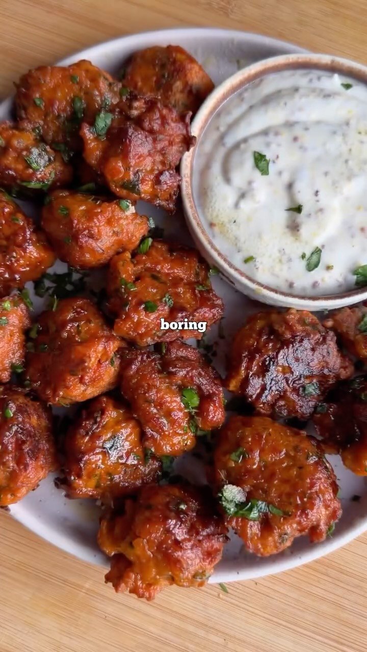 jacobking 게시물 이미지: CARROT FRITTERS 🥕 recipe is on page 50 of my...