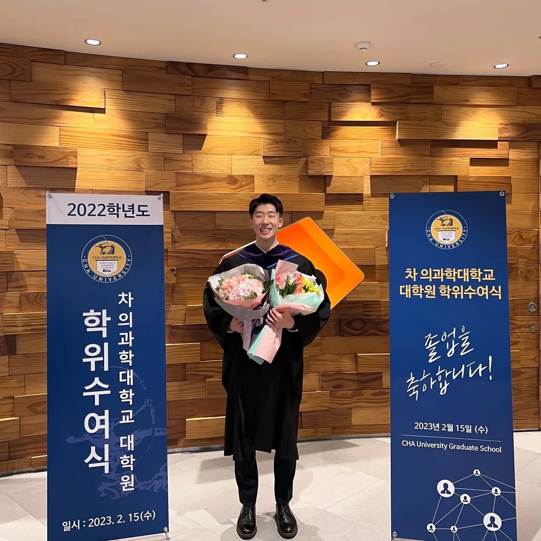 jae_seok_lee_ 게시물 이미지: [차의과학대학교 스포츠의학대학원 석사 4기 이재석]
⠀
멈추지 않고 배우고 실천하고...