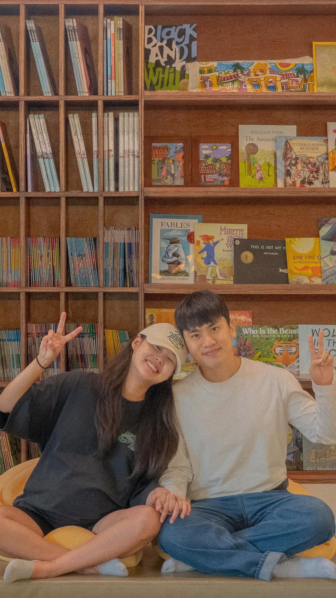 jaehyungs_owner 게시물 이미지: 우리는 만난지 9개월 만에 혼인신고를 했다. 친구들 중에서 1등으로 결혼한 내게...