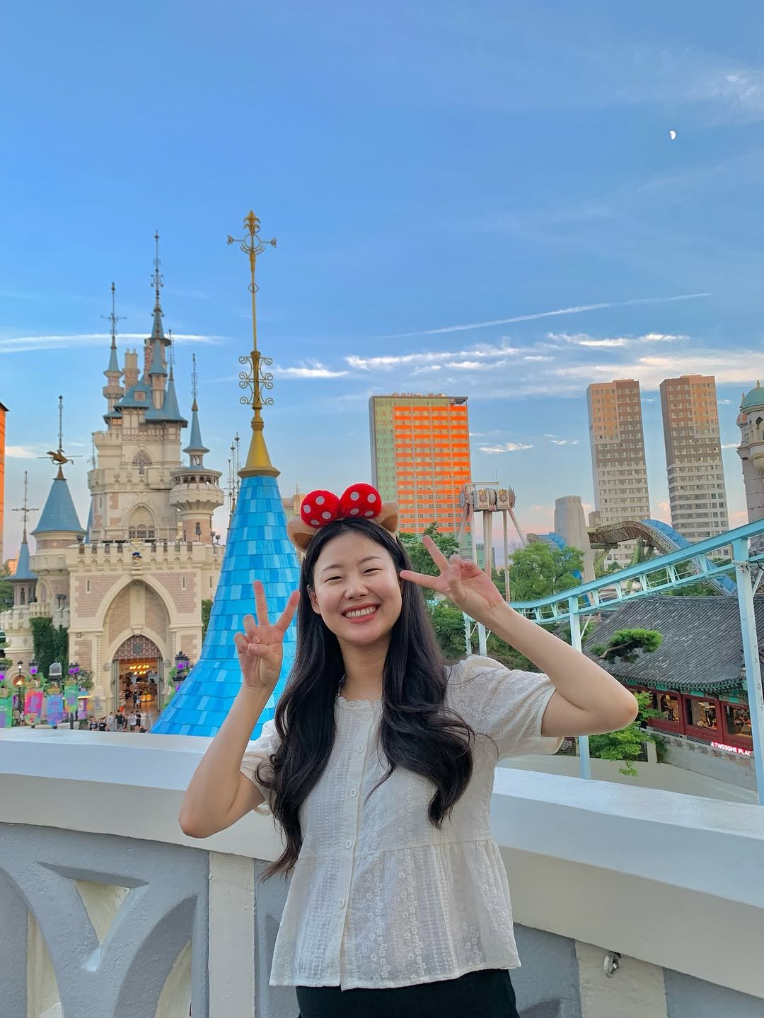 Photo by 지훤 on August 03, 2025. May be an image of 1 person, castle, Tokyo Tower and text.