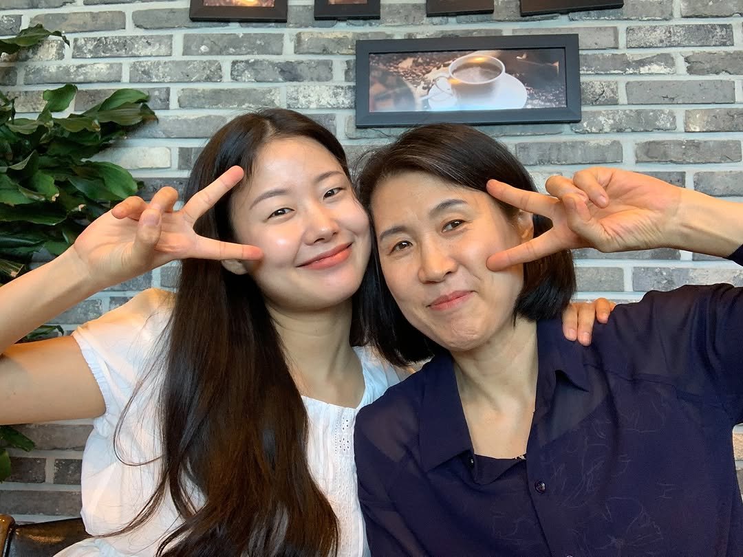 Photo by 지훤 on August 12, 2025. May be an image of 2 people, people smiling and text.