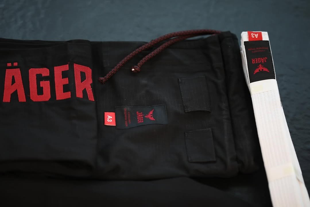 Photo by 예거스 주짓수 도복 Jägers Jiujitsu Gi on December 30, 2023.