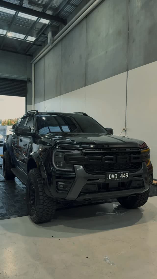 jagginatt_ 게시물 이미지: From bright to badass — full window tint,...