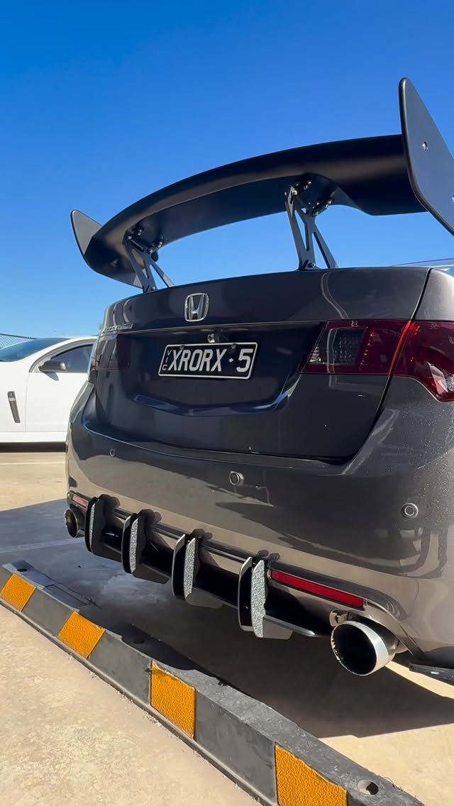 jagginatt_ 게시물 이미지: This Honda's body kit takes it to the next...