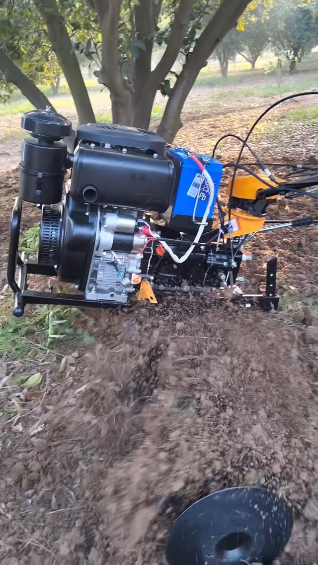 jaihindagriculture 게시물 이미지: बाग़वानी और खेती में काम आने वाली शानदार मशीन...