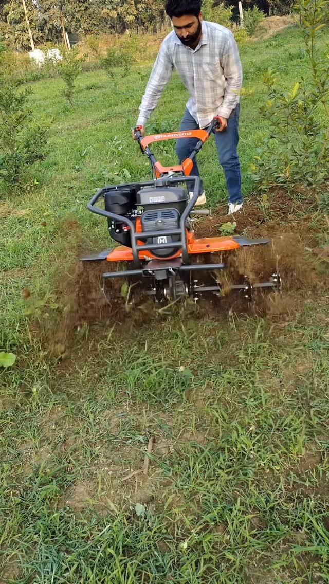 jaihindagriculture 게시물 이미지: दुनिया की शानदार स्वीडन की मशीन बागवानी खेती...