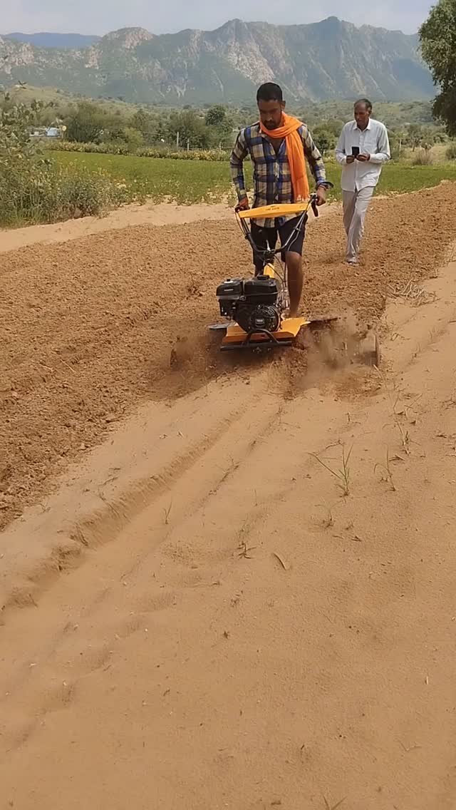 jaihindagriculture 게시물 이미지: रेगिस्तान में भी चले और हार्ड मिट्टी में खुदाई...