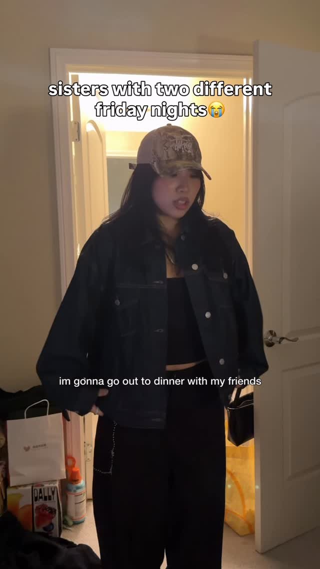 jalin.siu 게시물 이미지: she’s cool and i drool 😭😭😭😭😭😭😭😭😭😭