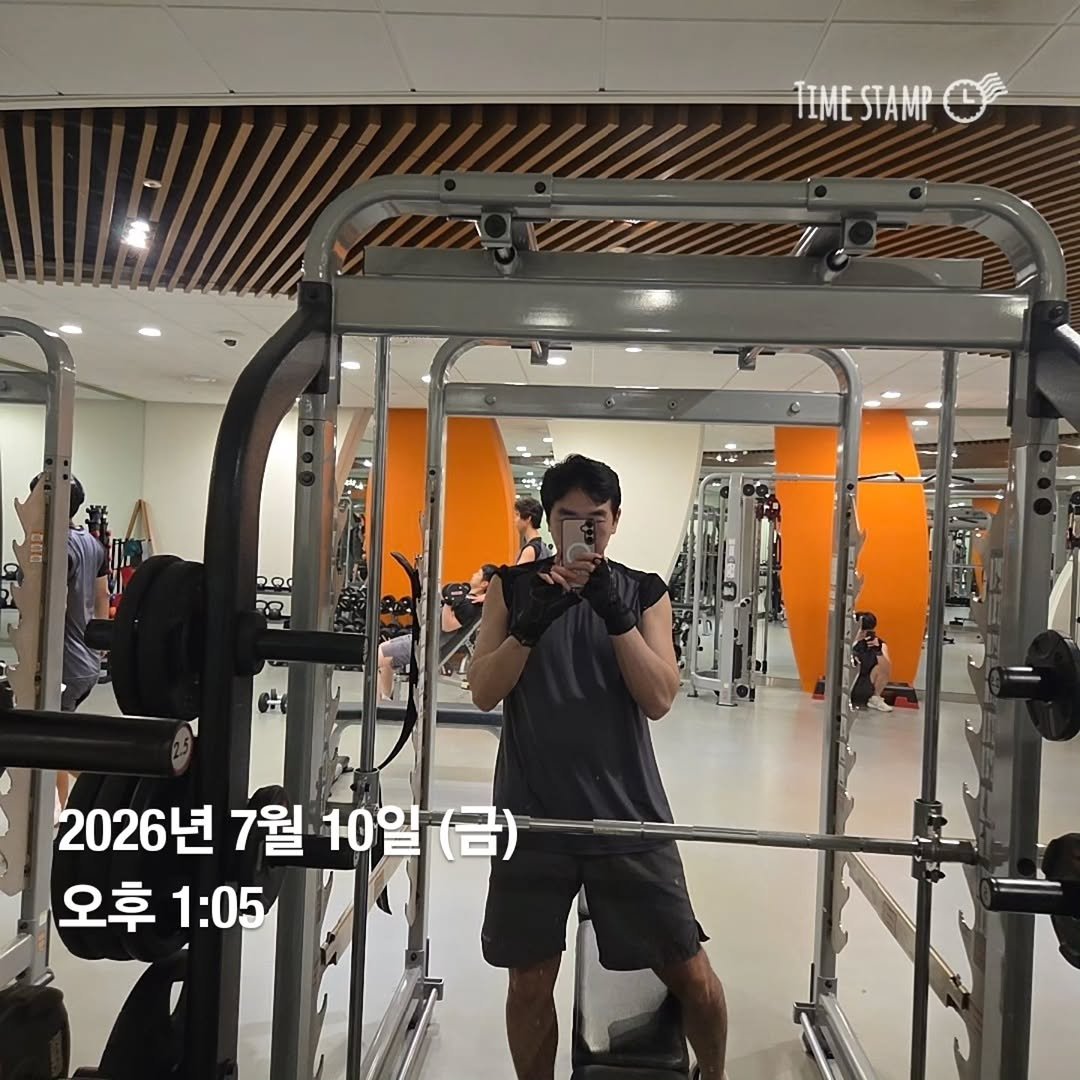james_run_run 게시물 이미지: 🔥 금요일 점심? 불태우기 딱 좋은 날! 😎💪

불금이라고 쉬는 사람도...