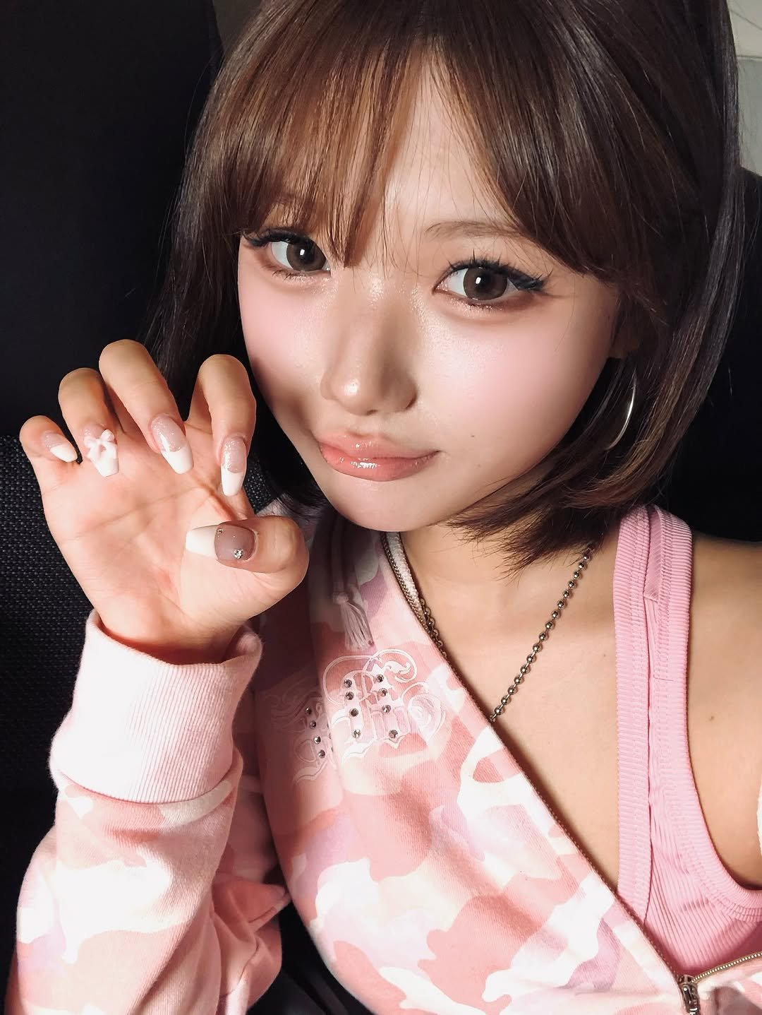 Photo by 재인 JANE LEE on August 08, 2025. May be a selfie of 1 person, makeup, hair, top and text.