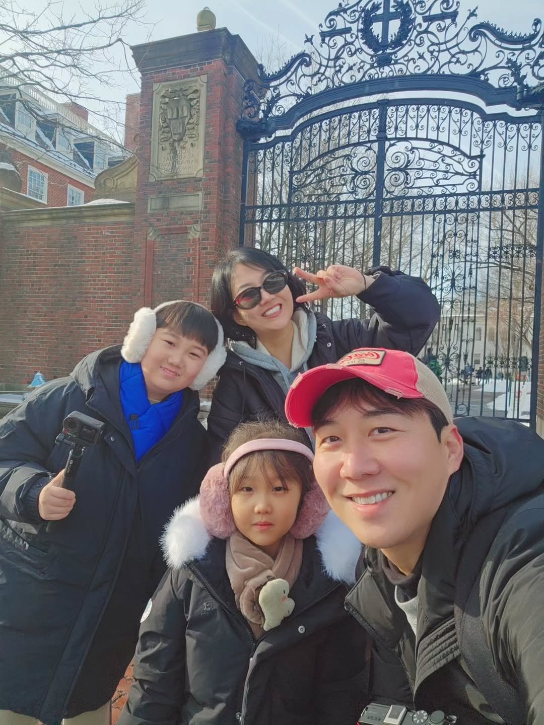 Photo by 장윤정 on December 31, 2025. May be an image of text.