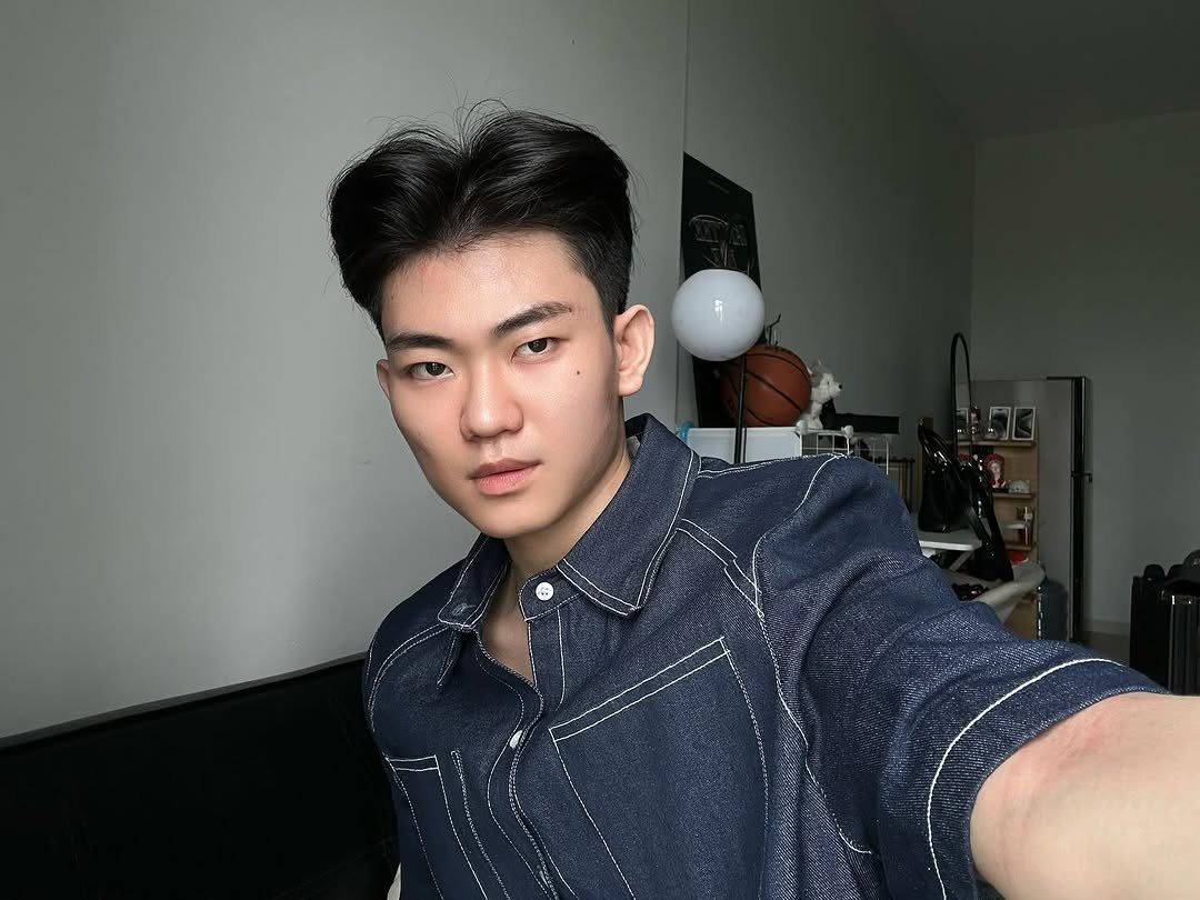 Photo by Trần Võ Nhật Kiên on September 29, 2025. May be a selfie of one or more people, hair and text.
