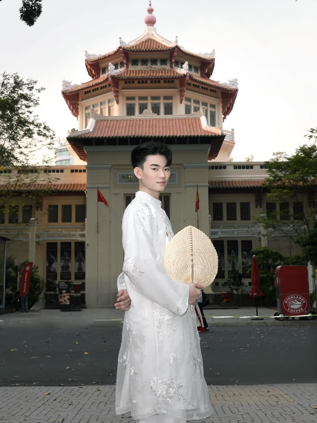 Photo by Trần Võ Nhật Kiên on January 16, 2026. May be an image of parasol and text.