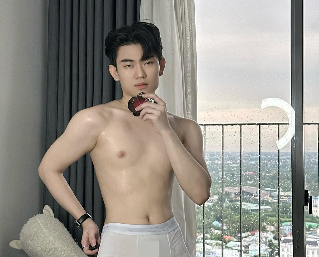 Photo by Trần Võ Nhật Kiên on August 17, 2025. May be an image of 1 person and text.