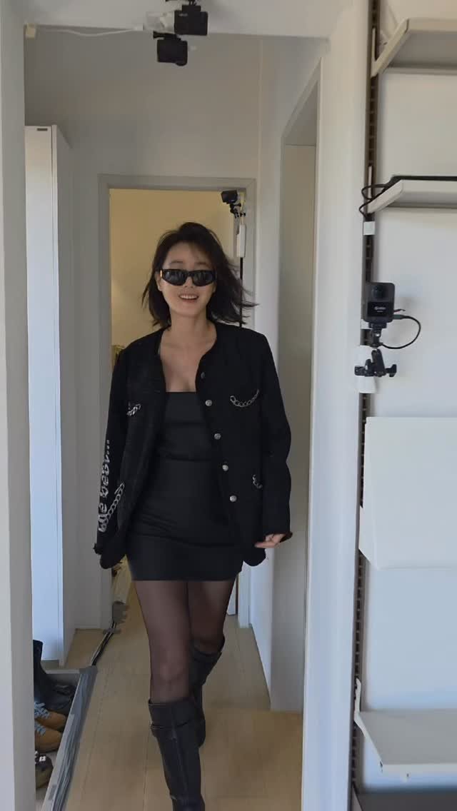 jangyoungran0919 게시물 이미지: 언니들한테 내 옷 입혀보기 챌린지!
당신의 원픽은?💕☺️
오늘 8시 50분 당일배송...