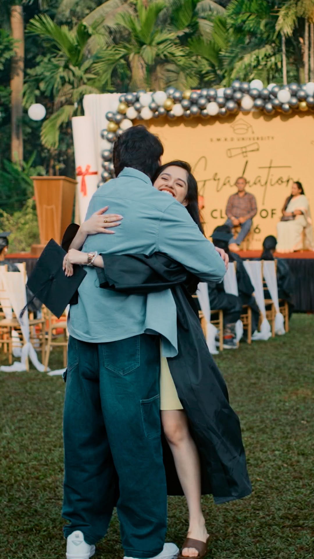 jannatzubair29 게시물 이미지: Big milestones. Bigger details.
Graduation...