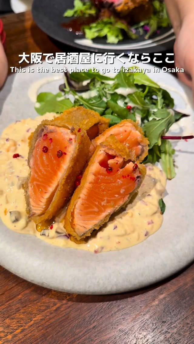 japanese.foods_ 게시물 이미지: 大阪で飲むならここ！

ここはプロの演奏者にのるピアノ演奏を聴きながらお酒が楽しめるお店！その...