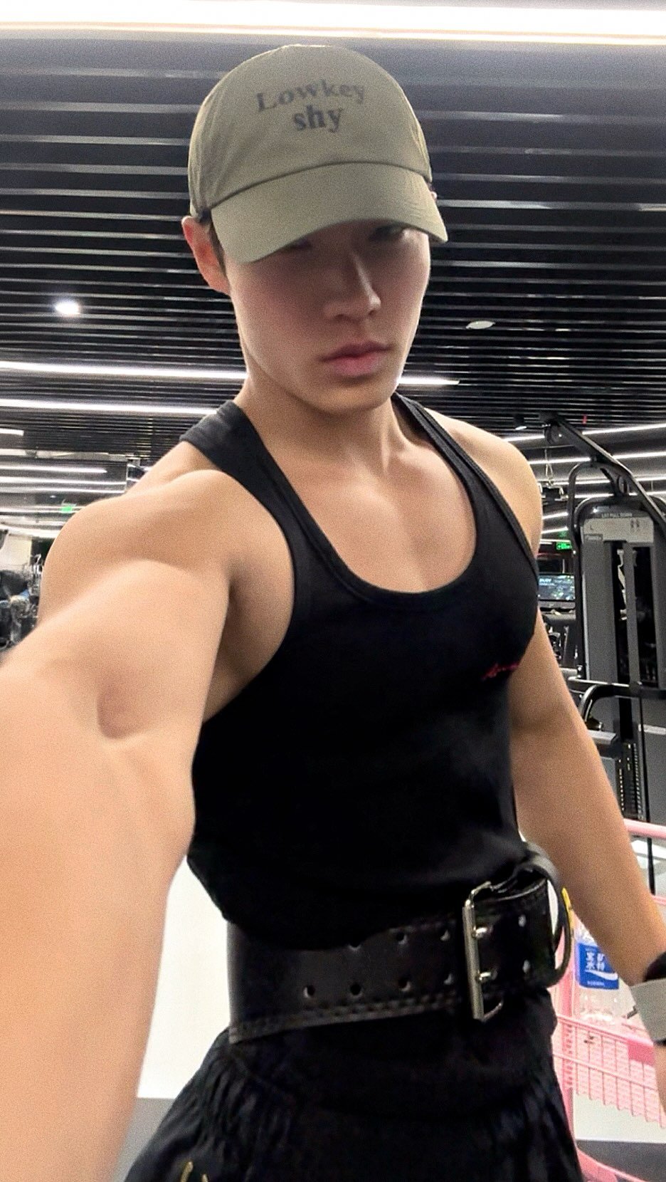 jay_caizhenghao 게시물 이미지: Mr shy 💦#model #ootd #lifestyle #asian #modellife