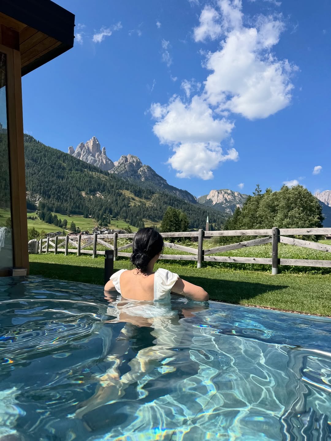 Photo by 여행자 Jay | 제2의 세상 on March 22, 2026. May be an image of text.