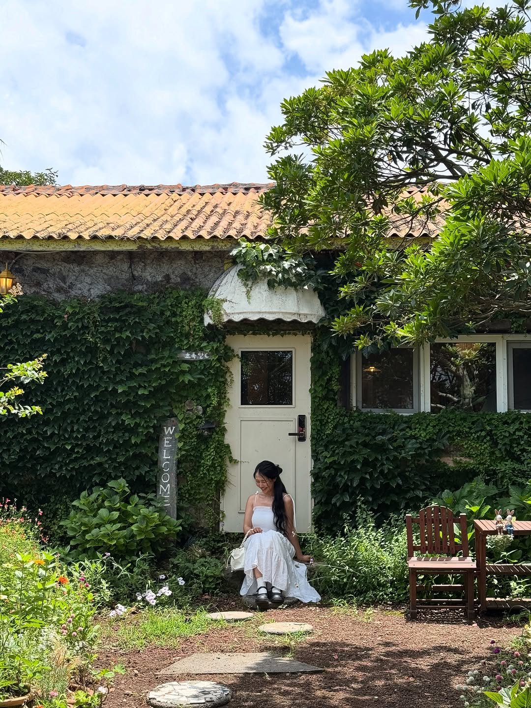 Photo by 여행자 Jay | 제2의 세상 on October 10, 2025. May be an image of outdoors.