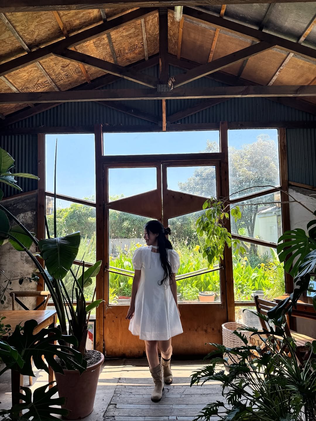 Photo by 여행자 Jay | 제2의 세상 on October 26, 2025. May be an image of outdoors and text.