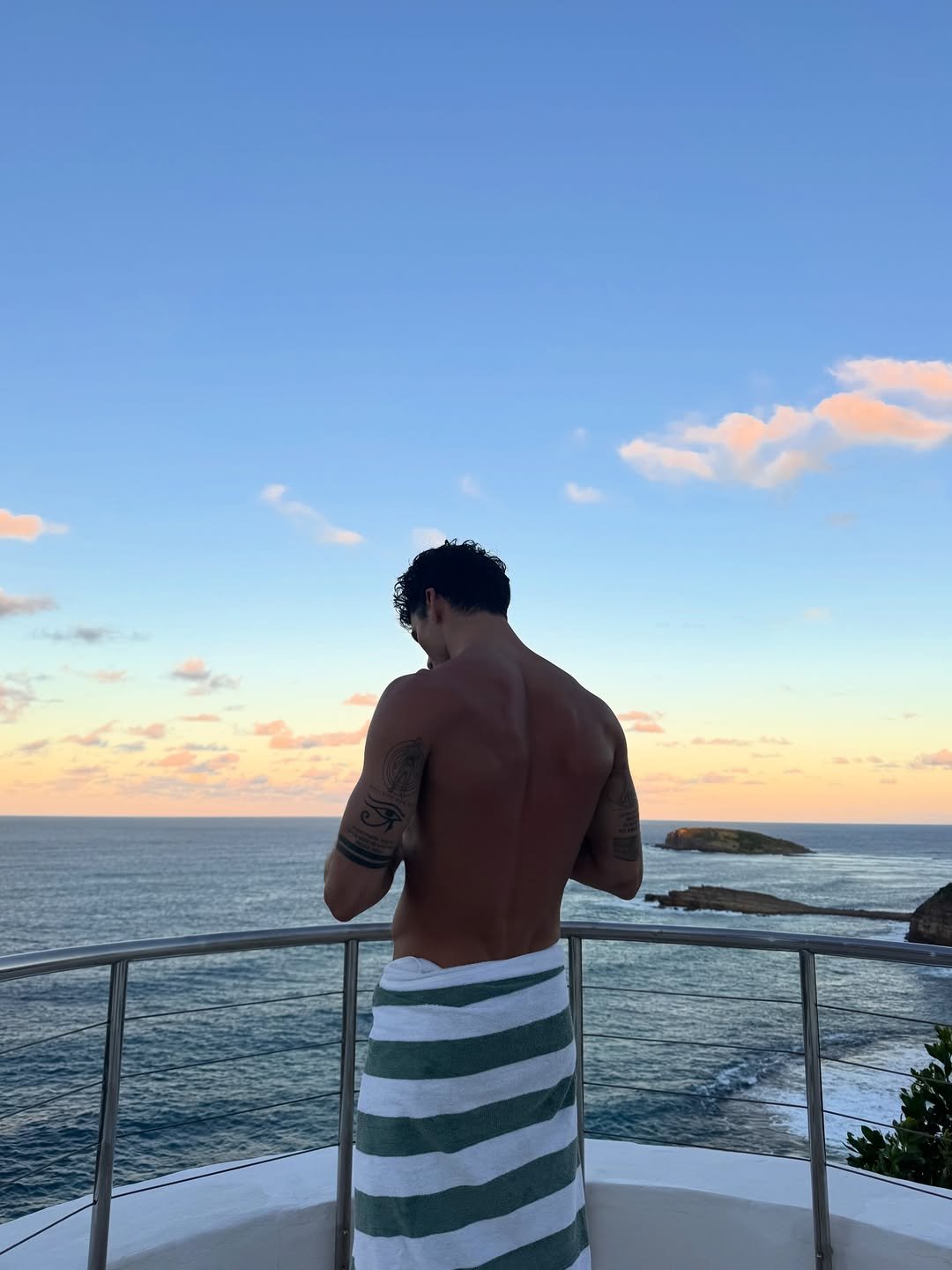 jayalvarrez 게시물 이미지: It’s been good, I hope life is treating yall...