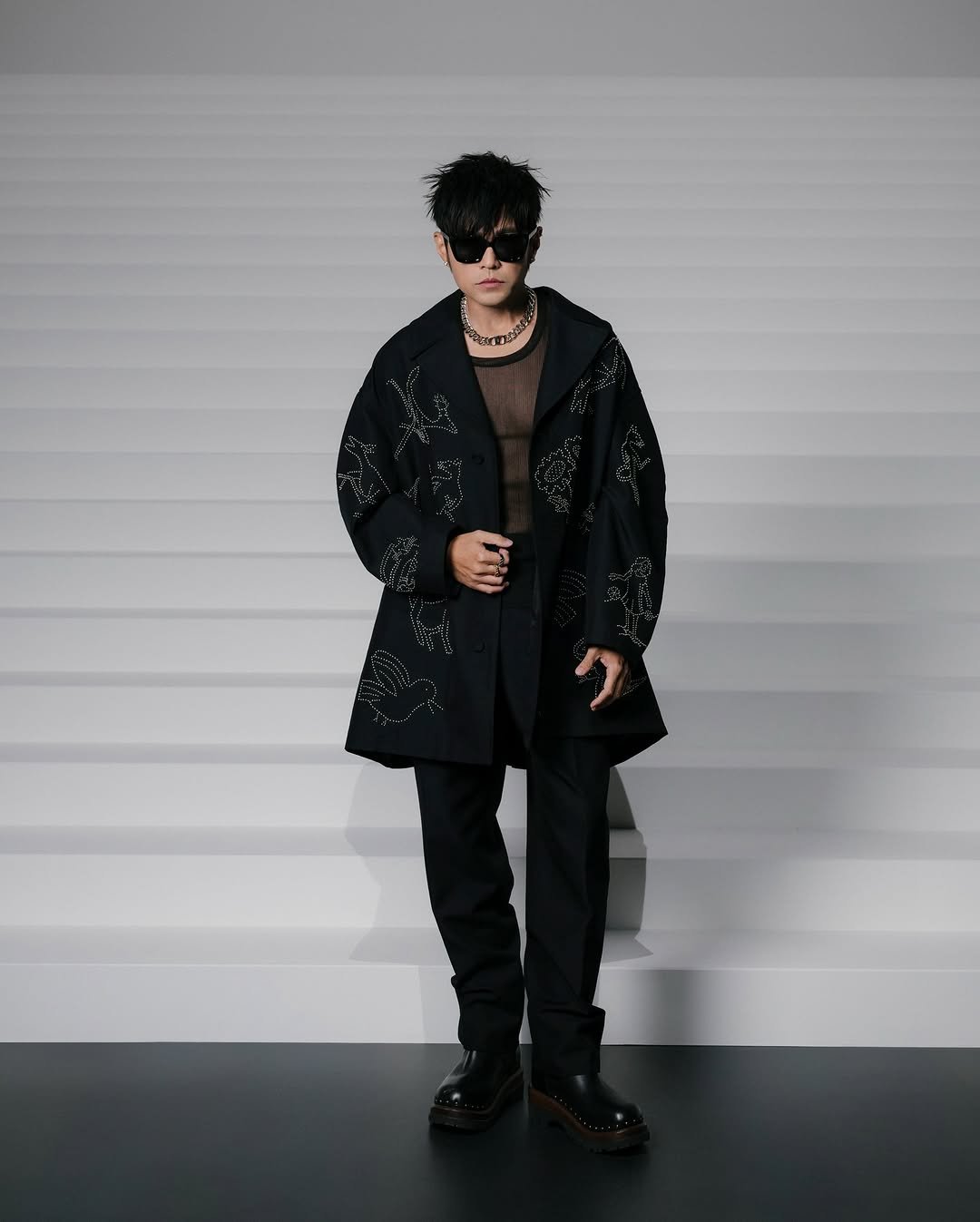 Photo by Dior Official in École militaire with @pierre__mouton, @jaychou, and @kimjonesstudio.