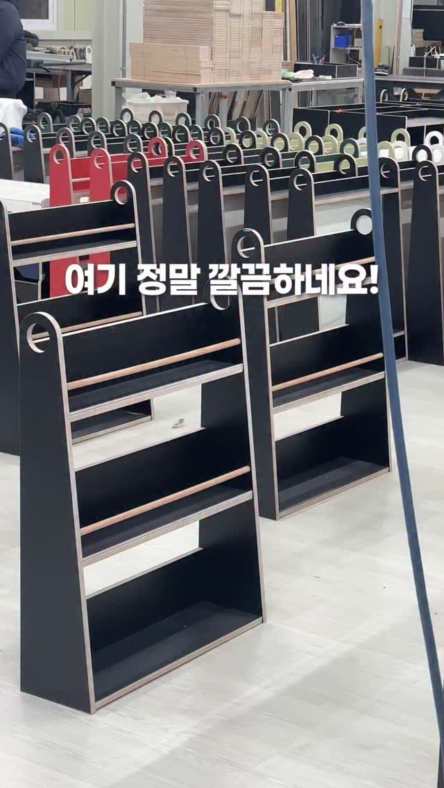 jdhomedressing 게시물 이미지: 오늘의 제이디홈드레싱✨

정돈되고 깔끔한 작업 공간에서
좋은 가구가 만들어진다고...