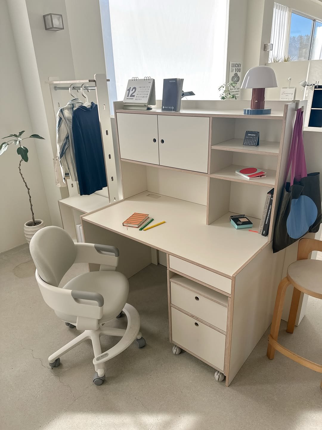 Photo shared by JDhomedressing | 제이디홈드레싱 on January 28, 2026 tagging @jdhomedressing_official. May be an image of bureau, desk, indoors, office and text.