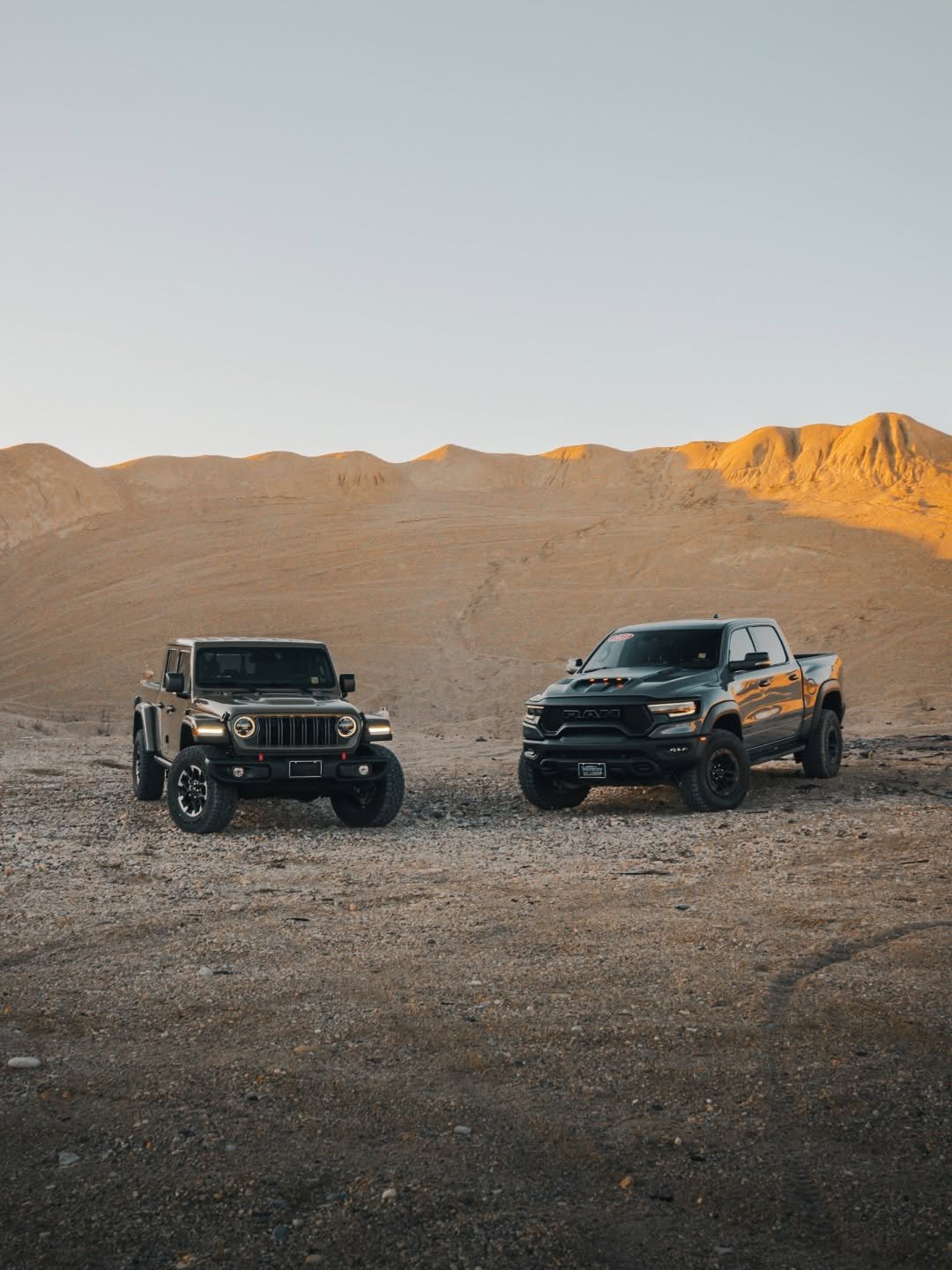 jeep 게시물 이미지: Just two GOATs in their natural habitat...