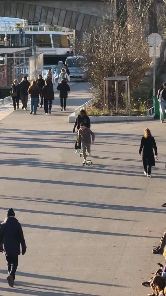 jeff__corsi 게시물 이미지: 🏄‍♂️ Sharing lines with my buddy @blaackdancer...