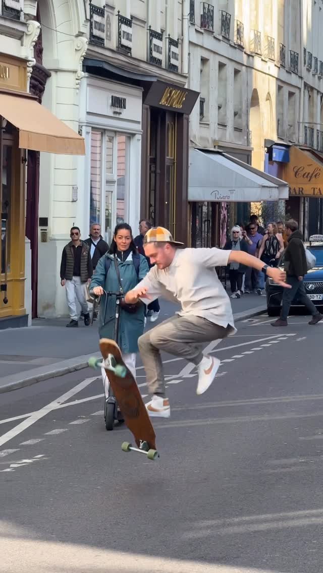 jeff__corsi 게시물 이미지: 🏄‍♂️🇺🇸 A random dancing line shared with a...