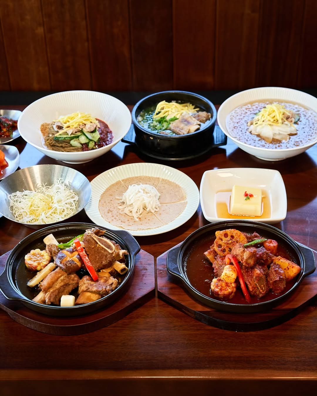 Photo by 제주도여기 | 제주도 대표 인스타그램 on June 26, 2025. May be an image of tofu, ramen, noodles and text.