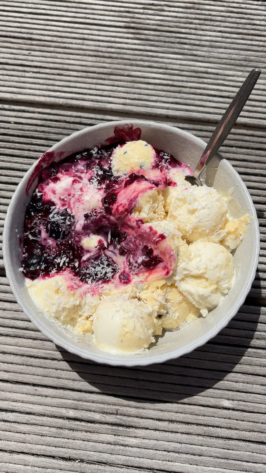 jemmas_kitchen_ 게시물 이미지: Lemon passionfruit frozen yogurt 🍋☀️ 32g...
